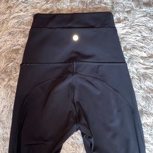 Black Lululemon Mesh Cut Leggings